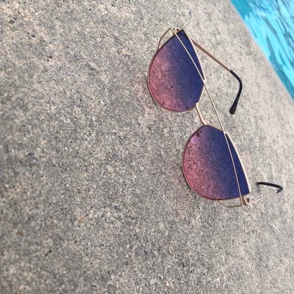 Accessories - Cat Eye Wild Orchard Sunglasses